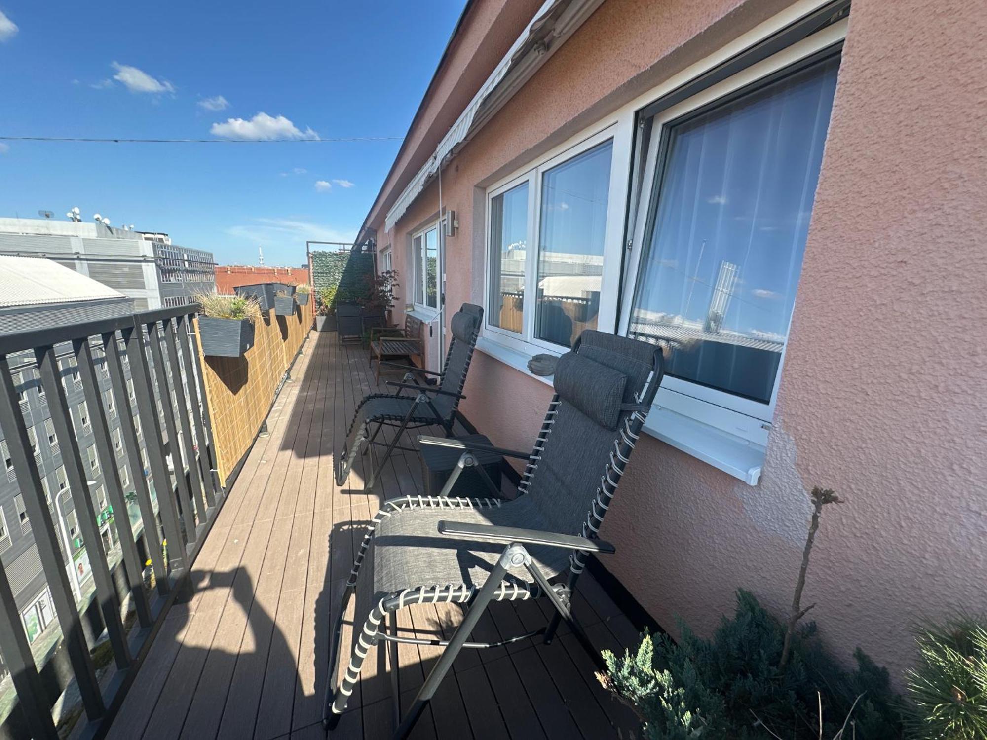 Andel Apartment With Terrace Prag Eksteriør billede